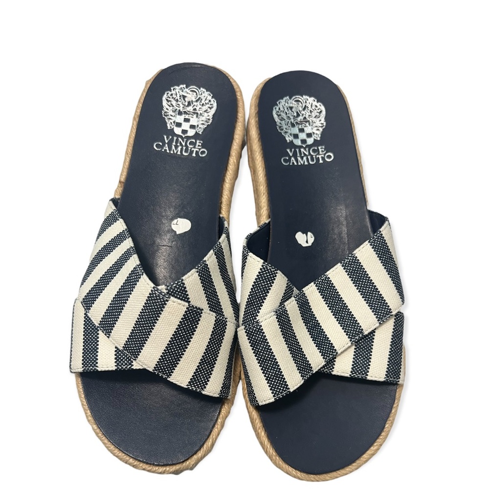 Vince Camuto Women’s Brand NEW Carran Slides Size 7.5